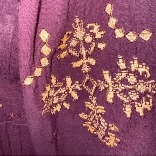 FREE PEOPLE‎ Oversized Plum Top With Peach Embroidery EUC Size Small - Image 7