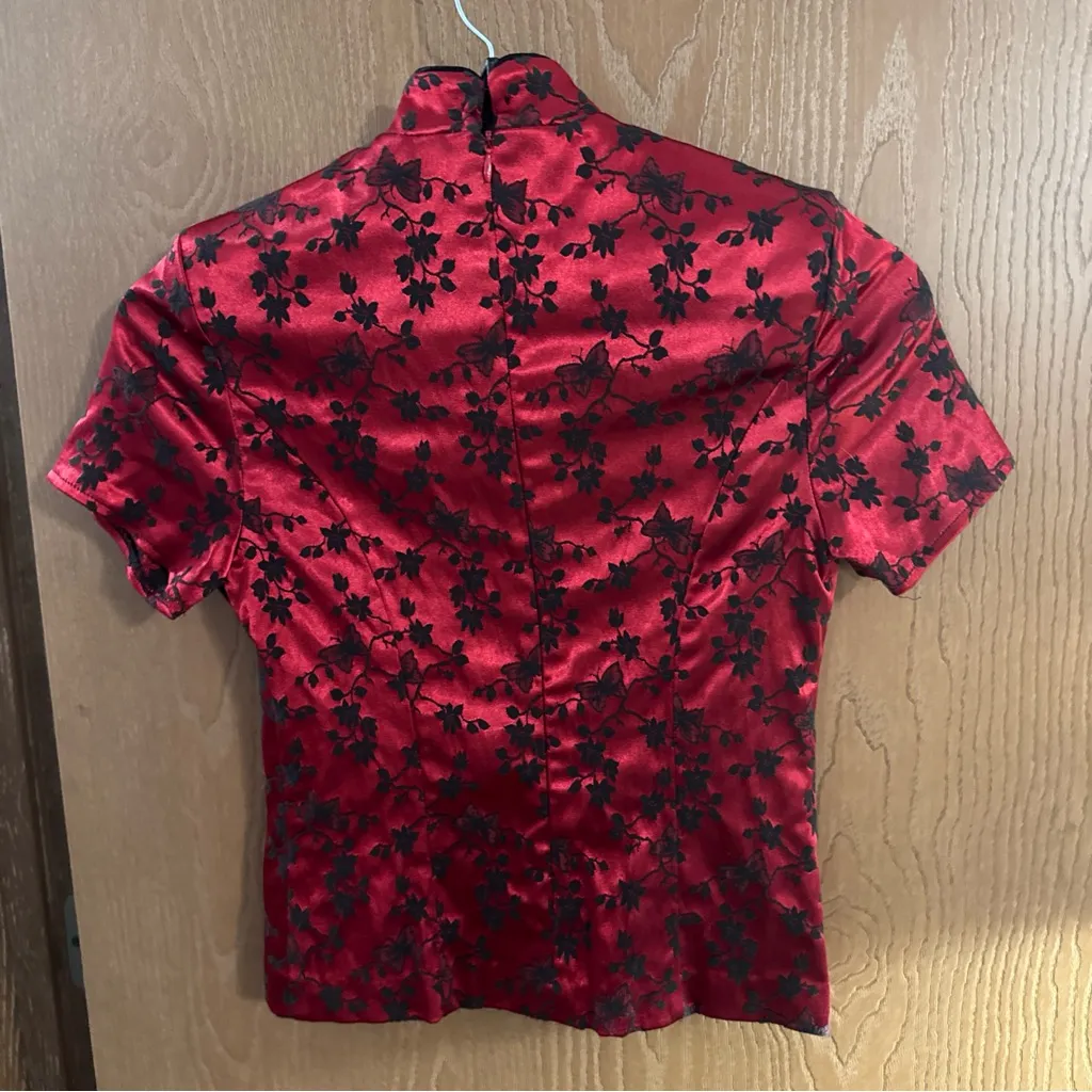 Jessica Howard Womens 8 Red & Black Embroidered Faux Wrap Top Floral & Butterfly - Image 5