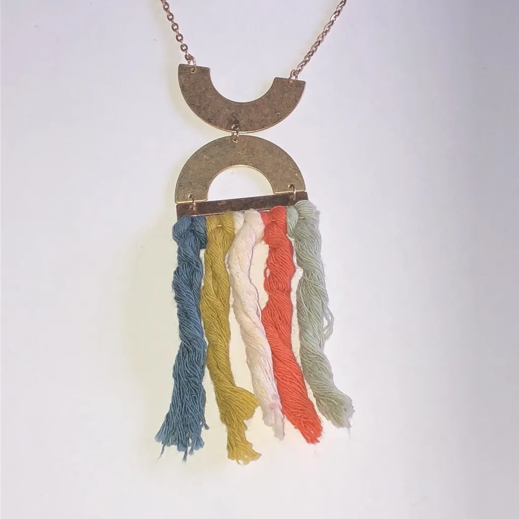 Universal Thread Gold Tone Multicolor Boho Fringe Necklace - Image 4