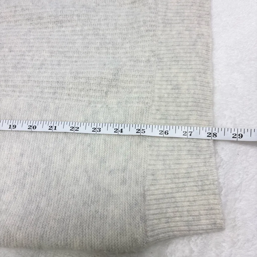 Banana Republic ENVELOPE-SIDE SLEEVELESS PULLOVER Cream Turtleneck Sweater M - Image 7