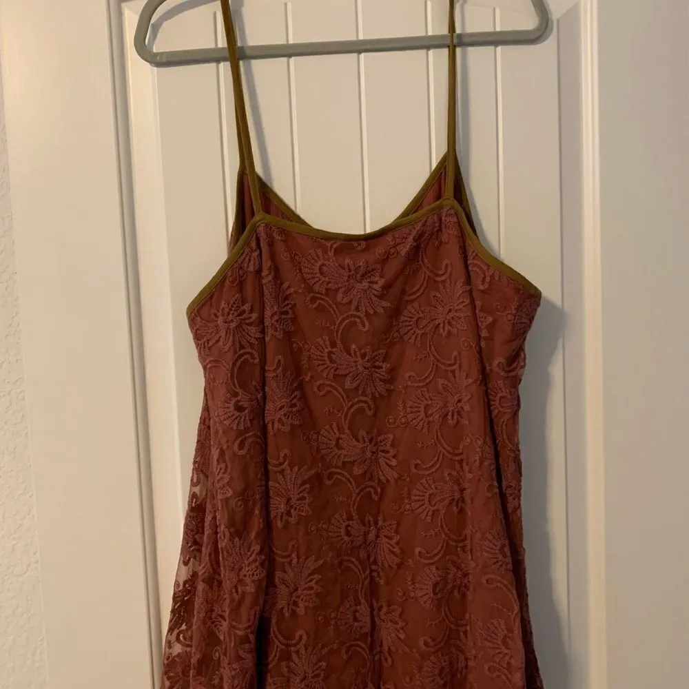 Logo by Lori Goldstein ladies tank style top.  Size: XL. - Image 4