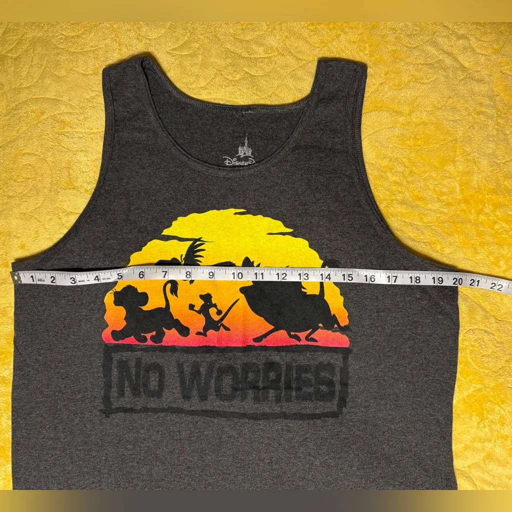 Disney Parks Animal Kingdom The Lion King "No Worries" Gray Tank - Image 6