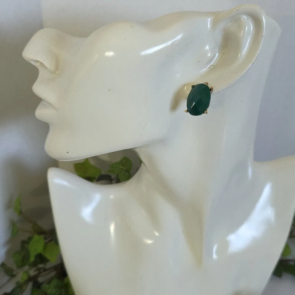 Statement Gold and Green Necklace with Earrings Set - Image 12