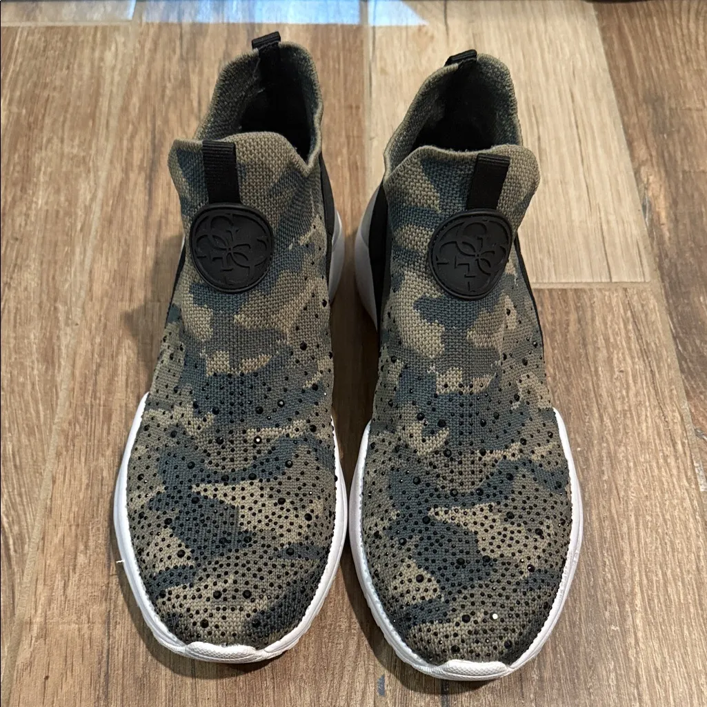 Guess Men's Camouflage Knit Sneakers - Image 3