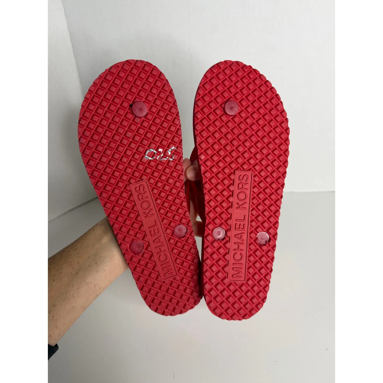 Michael Kors Red White Flip Flops Thong Sandal Size 8 - Image 6