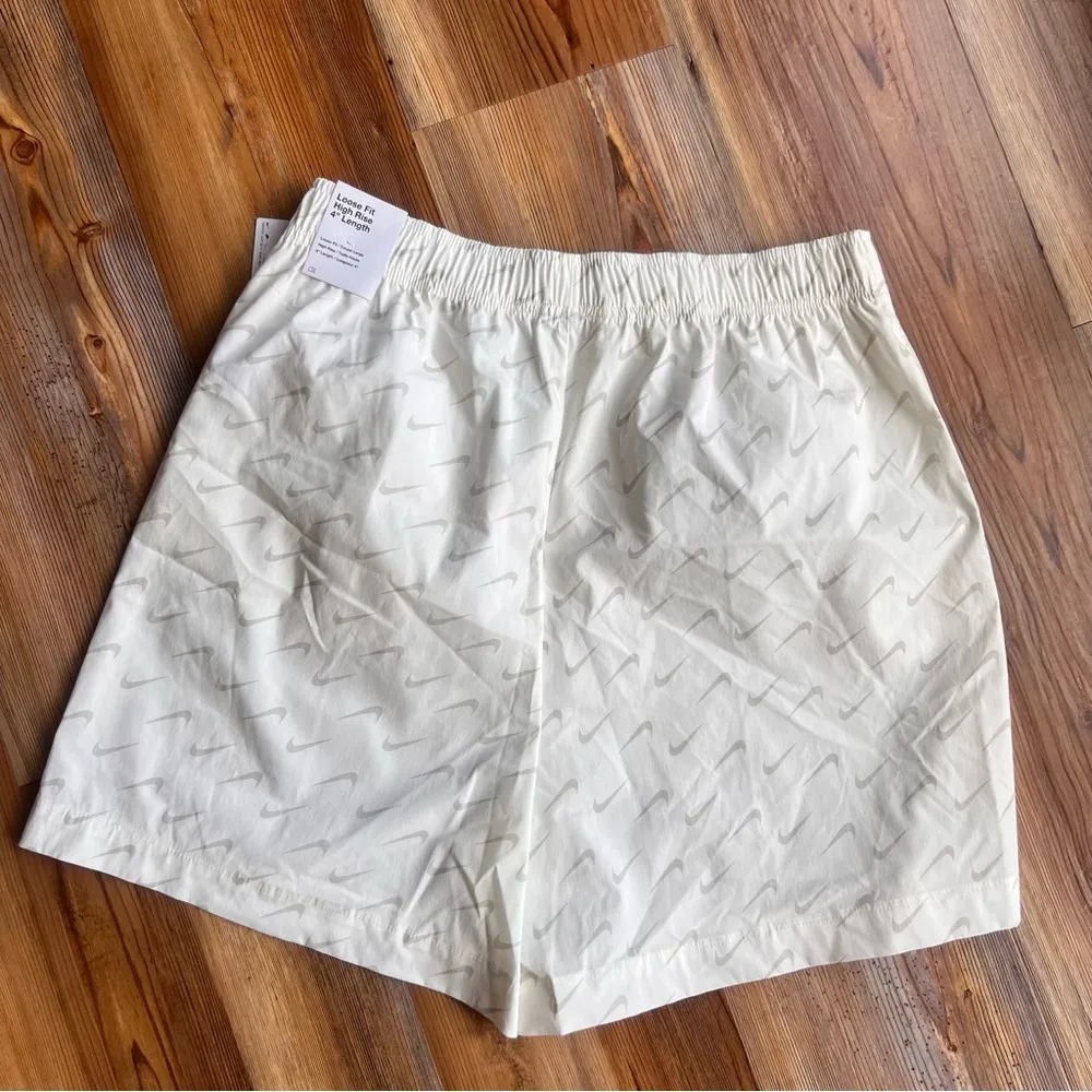 Nike Women's Sportswear Everyday Modern High Waisted Shorts Size M SKU#B2480 - Image 8