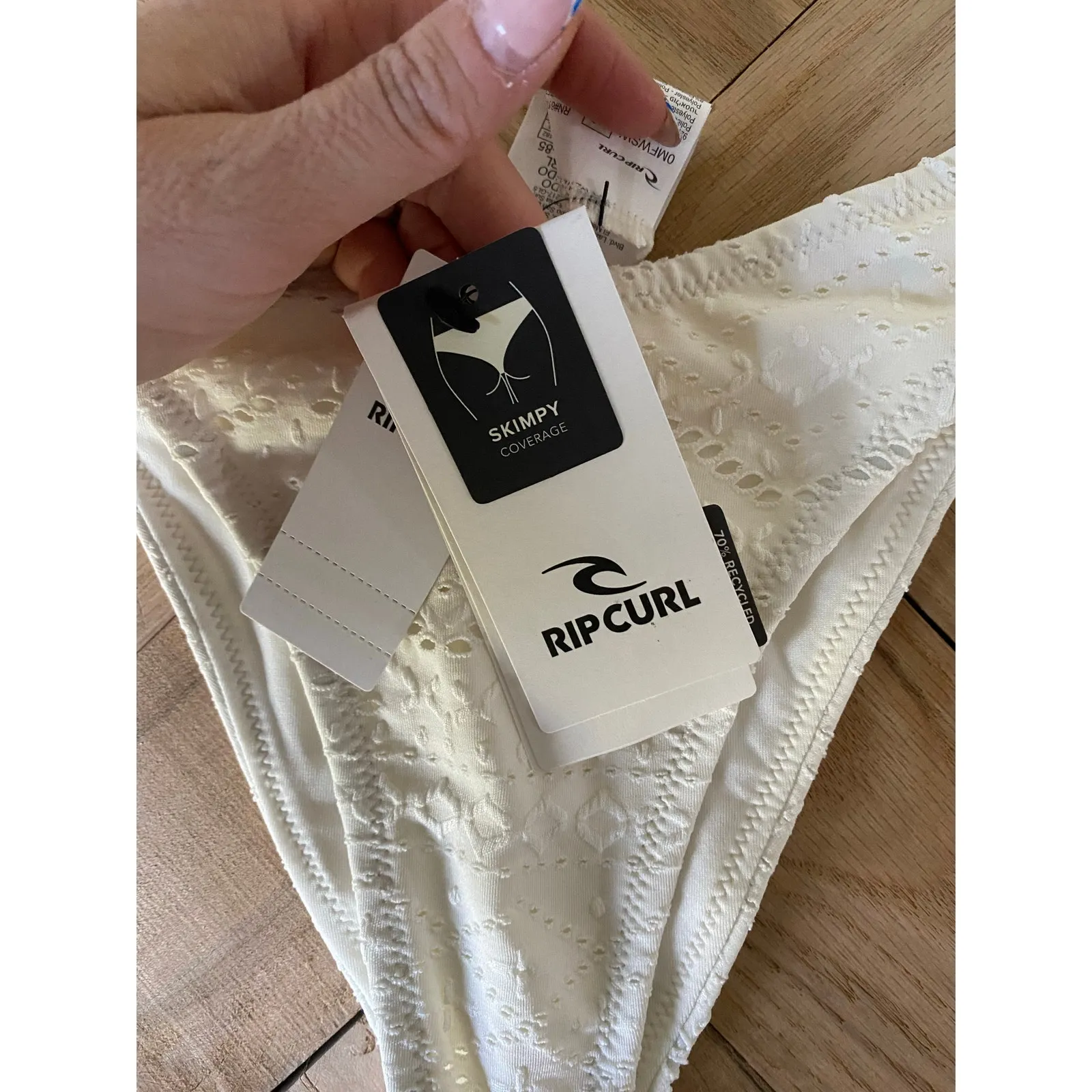 New Rip Curl Skimpy Coverage Swimsuit Bottom White Lace Size XS - Image 2