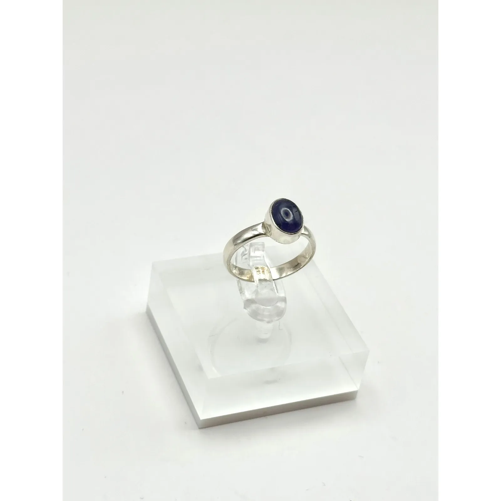 Tanzanite Sterling Silver Ring Size 6 - Image 2