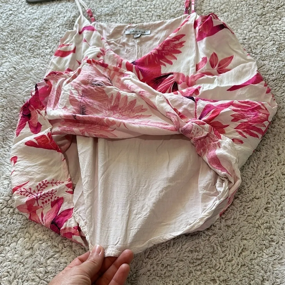 White Birch Women's M Tropical Floral Cami Tank White Pink Red Coastal Preppy - Image 11