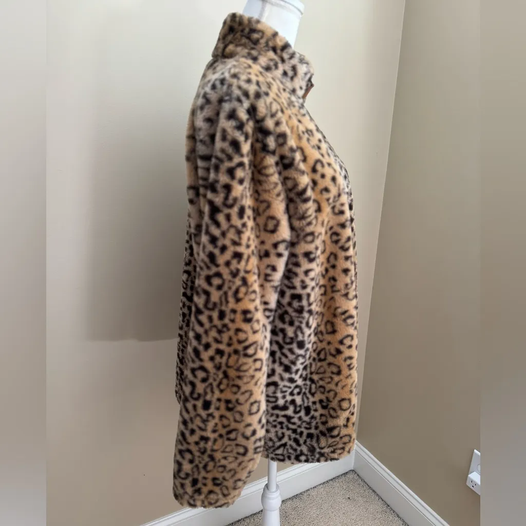 Pink Lily Faux Fur Leopard Print Quarter Zip Pullover (Oversized) - Image 6