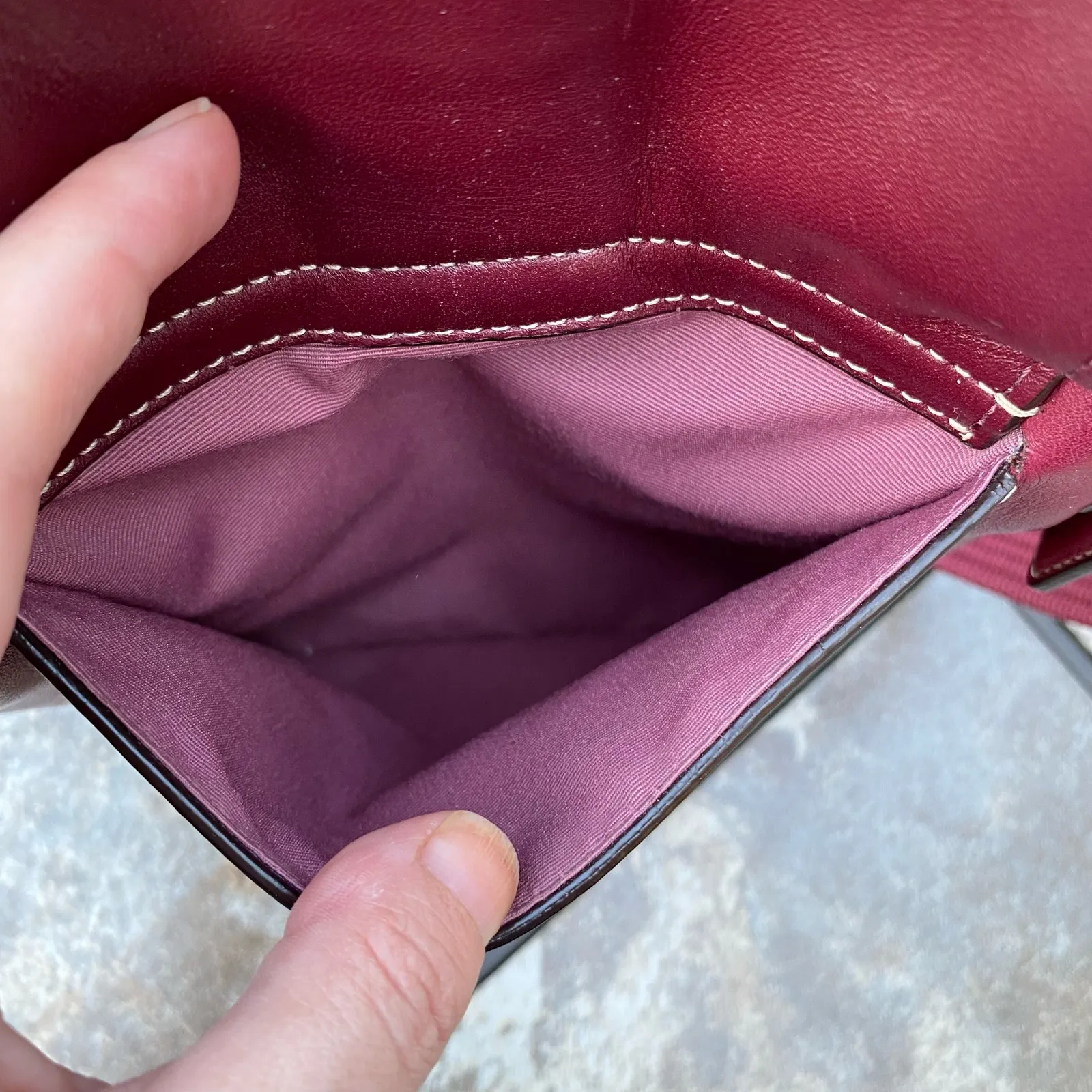 COACH Vintage Red Leather Swing Pack Crossbody Bag - Image 9