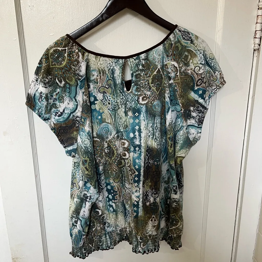 Almost Famous Blue and Gray Flutter Sleeve Blouse - Image 6
