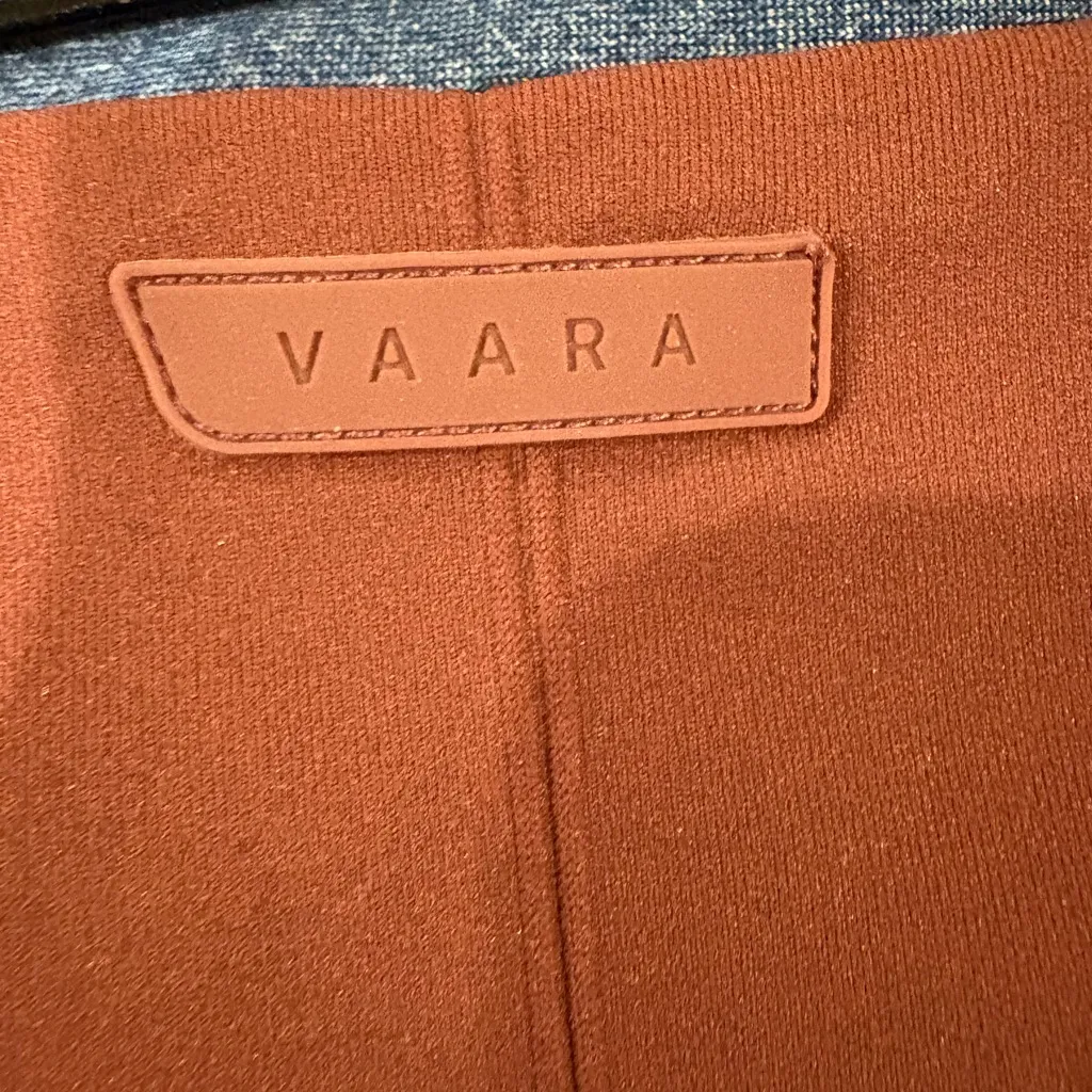 Vaara Scarlet Seamless long - Image 4