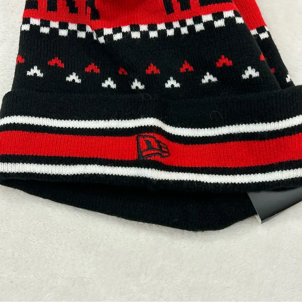New Era Spell Out w/ Hearts Black Red Cuffed Knit Pom Pom Winter Beanie Hat Cap - Image 2