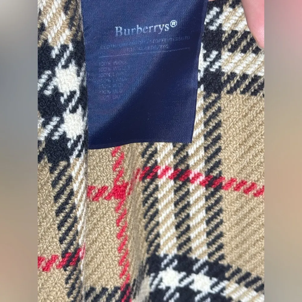 Burberrys 36 Short Trench Coat - Image 6