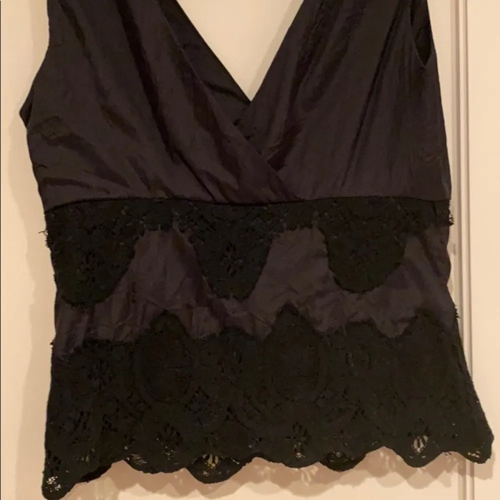 SZ S silk  top. Great condition! - Image 2