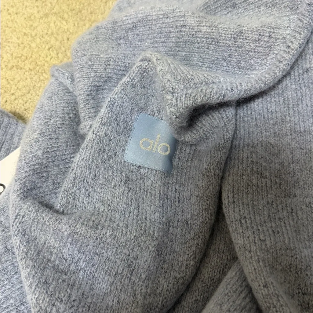 ALO Yoga wool new class cashmere hoodie color celestial blue granite heather - Image 2