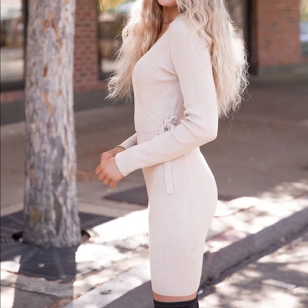 ✨HP✨Sandy Wrap Bodycon Knit Dress✨ Size L - Image 8