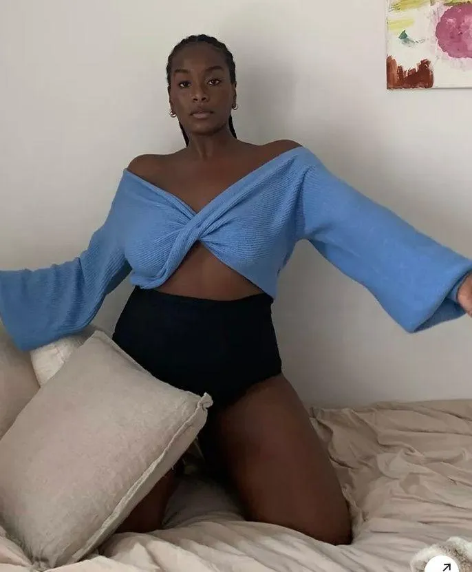 Urban Outfitters Cropped Top - Image 2