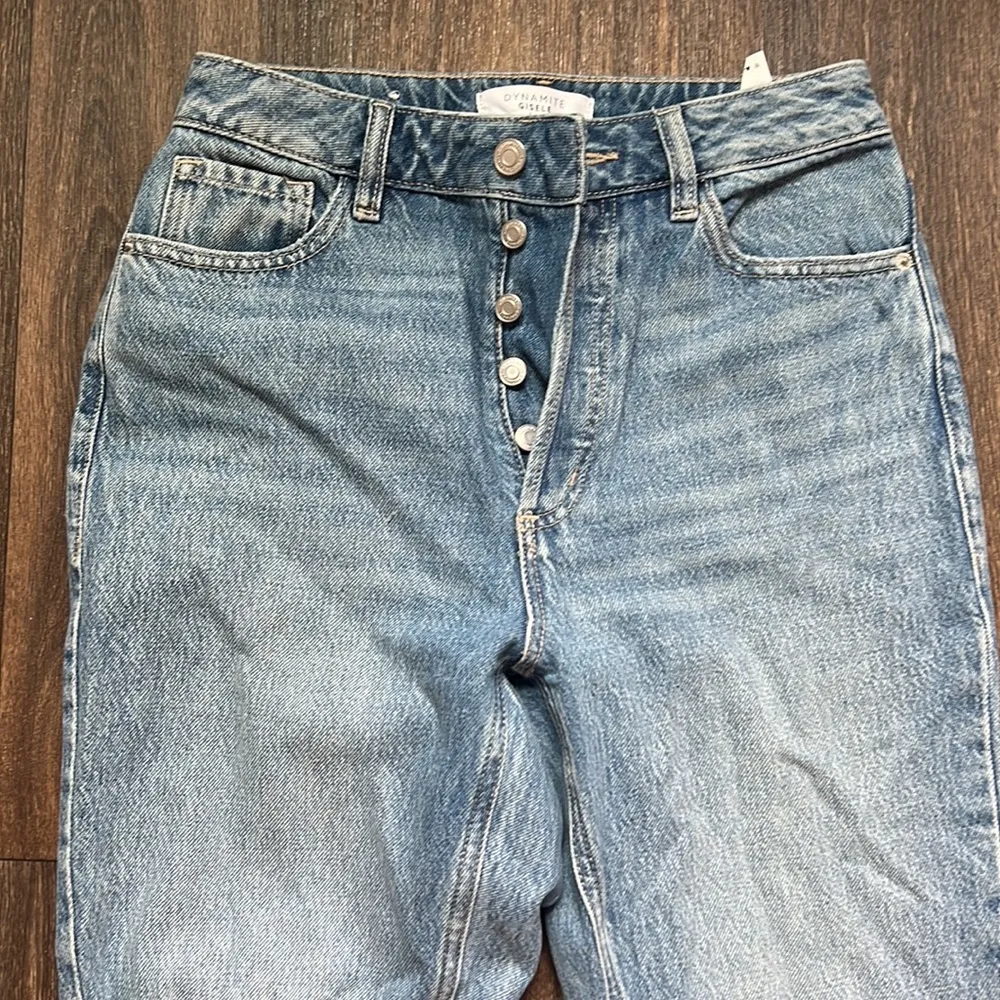 Dynamite Gisele Jean - Image 3