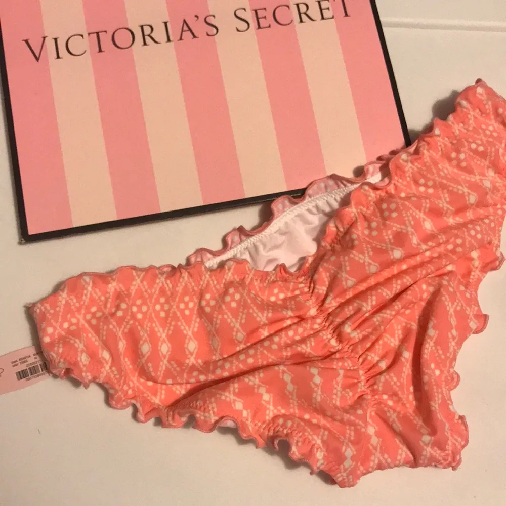 Victorias Secret The cheeky ruffle Small - Image 3