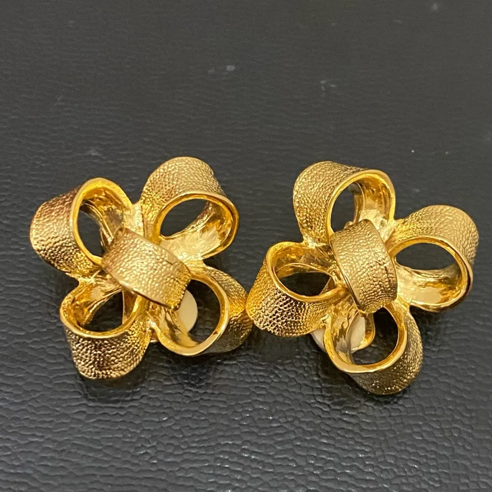 Vintage KJL Kenneth Jay Lane Textured Gold - Image 4