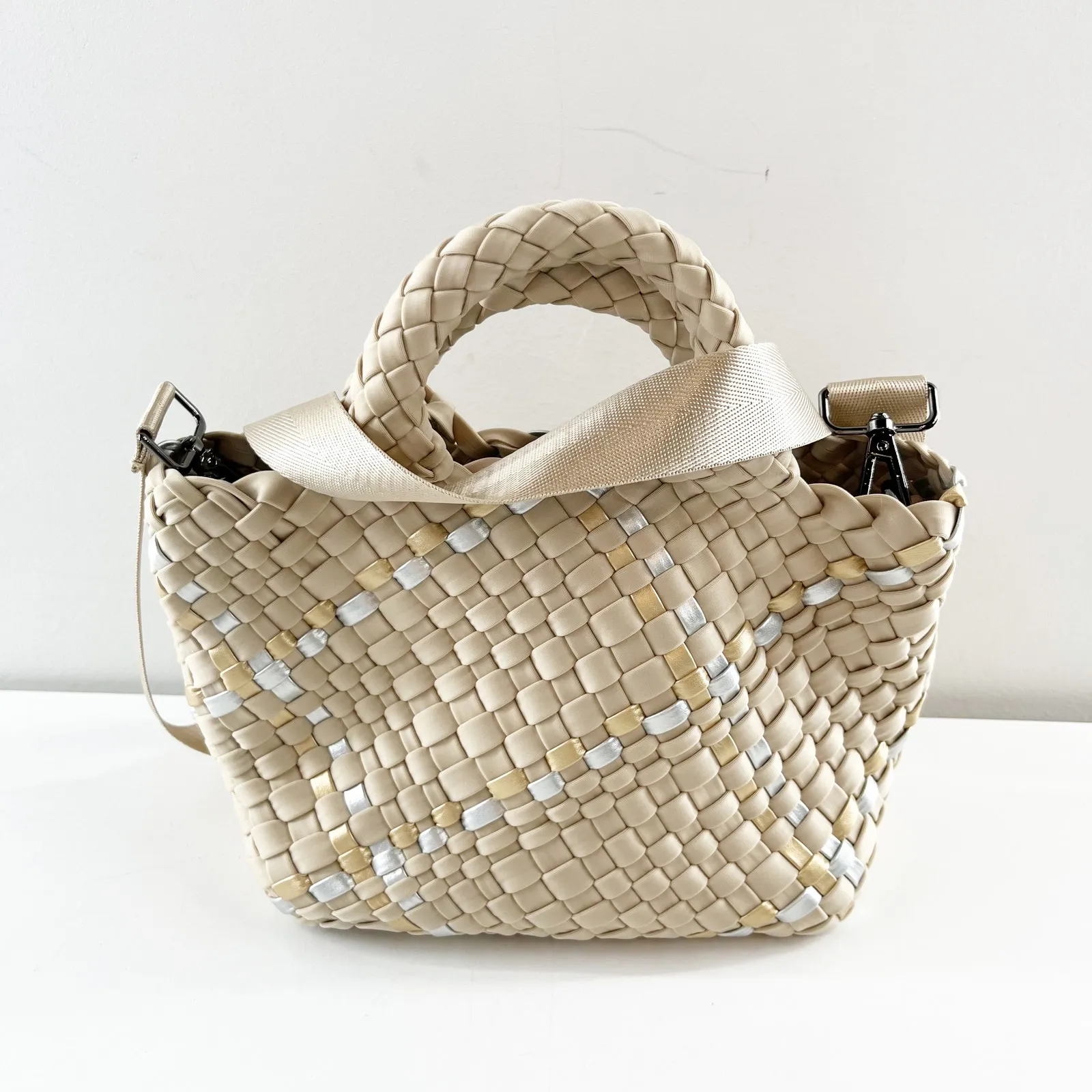 Parker & Hyde Mini Woven Tote Bag Purse with Crossbody Strap Beige Gold Metallic - Image 5