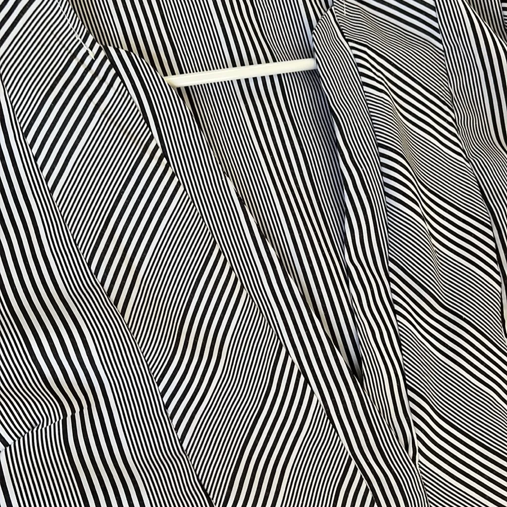 SHEIN size L striped shorts set - Image 3