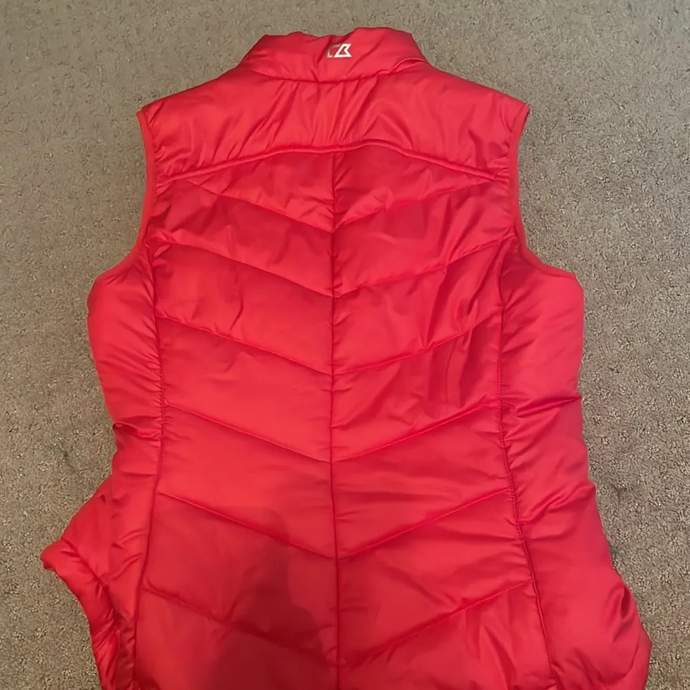 Cutter and Buck Womens puffer vest - Image 6
