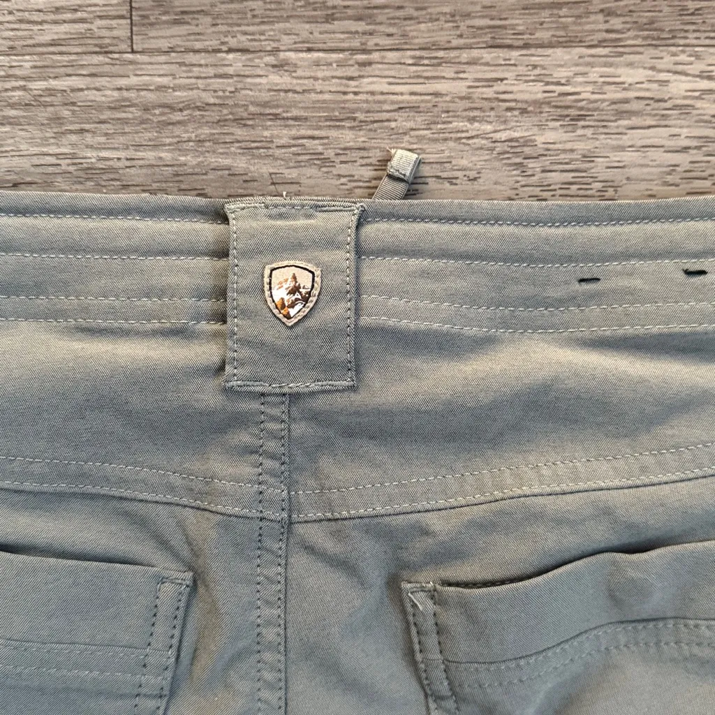 Kuhl Women's Gray Shorts Mid rise Athletic - Image 5