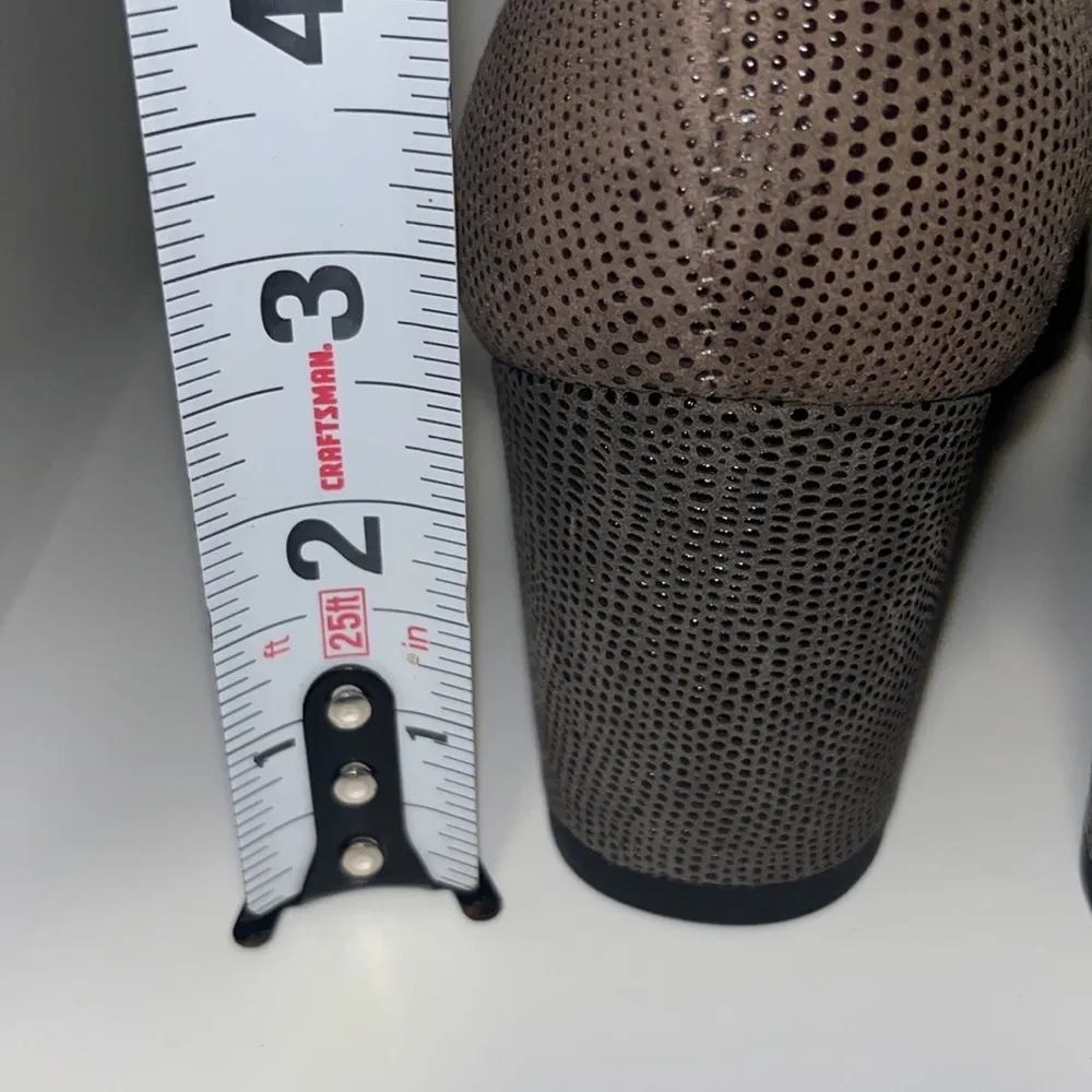 Stuart Weitzman Solar Goosebump Napa Leather Pump Heels Funghi Brown Women 10 N - Image 6