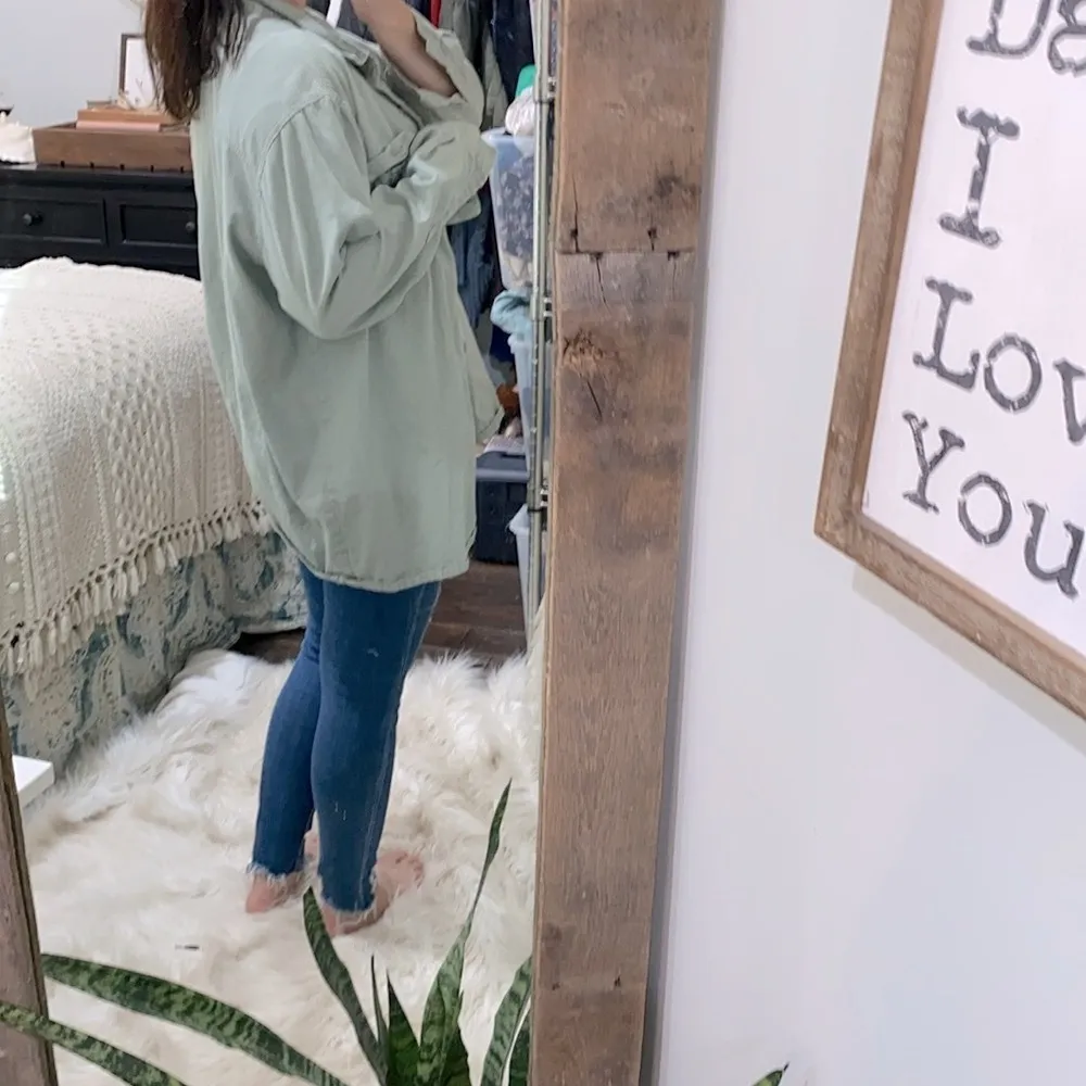 Green button down shirt size 18W - Image 3