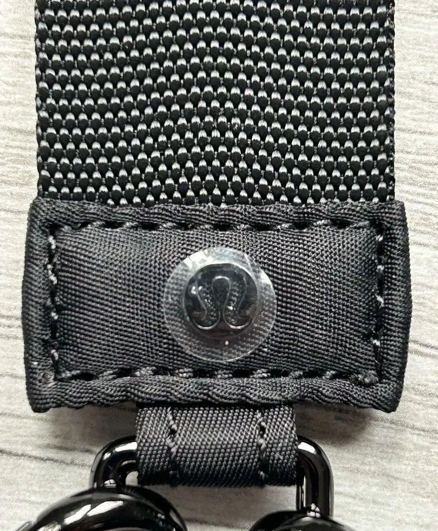 Dual Pouch Wristlet Keychain Black New With Tags - Image 5