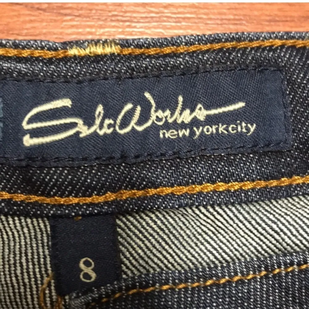 Salts Works Med Rise Dark Distressed crops, size 8 - Image 3