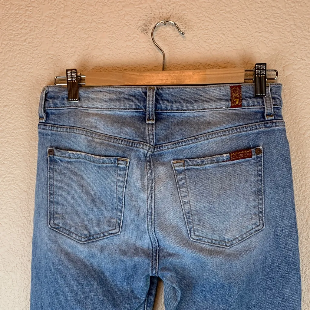 7 for all mankind sz 27 Roxanne ankle light wash distressed high rise causal - Image 4