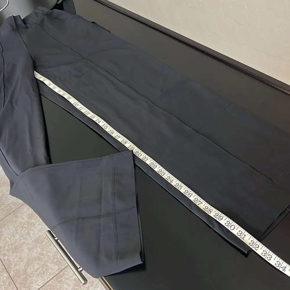 Lululemon  Noir wide leg pants, black, size 2 - Image 14
