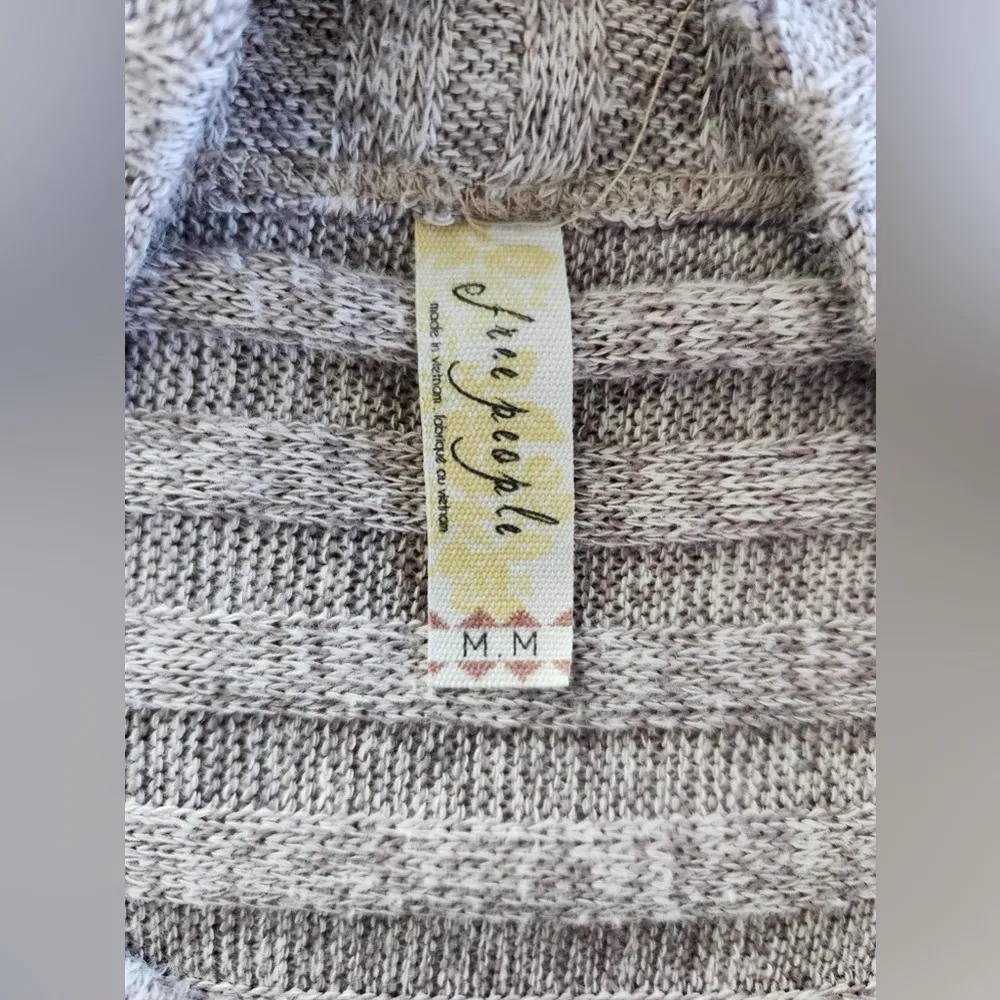Free People Waffle Knit Long Sleeve Mock Neck size medium - Image 8