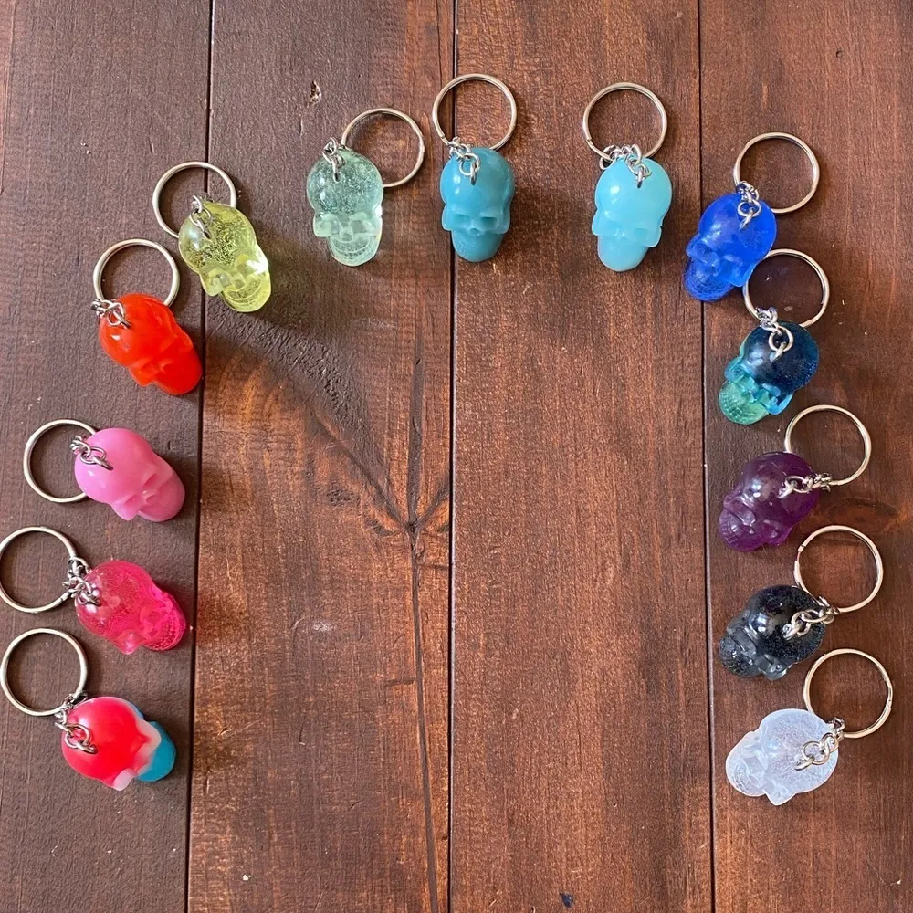 Handmade Resin Bubblegum Pink Skull 3” Keychain Gothic Backpack Bag Charm NEW - Image 8