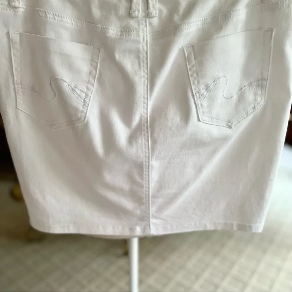 Venus Skirt Mini Denim Pencil White 10 Bodycon Casual Vacation Stretch Party Mod - Image 9