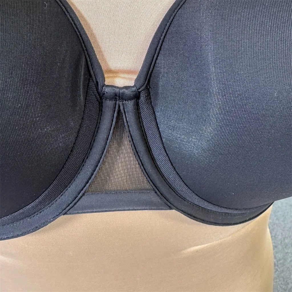 UNDEROUTFIT Women's The Cradle Bra 42D Black Underwire Adjustable Size undefined - Image 4