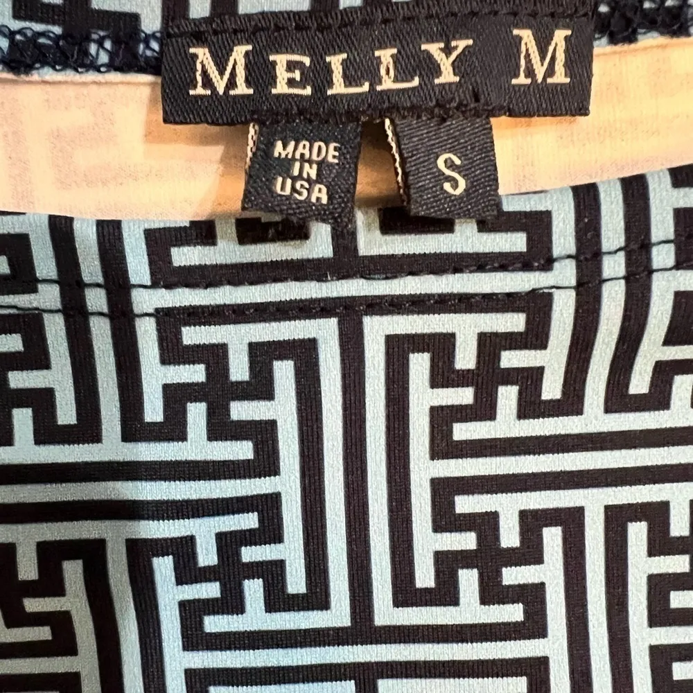 Melly M Greek Key navy and pale blue 3/4 sleeve shift dress, size S. - Image 6