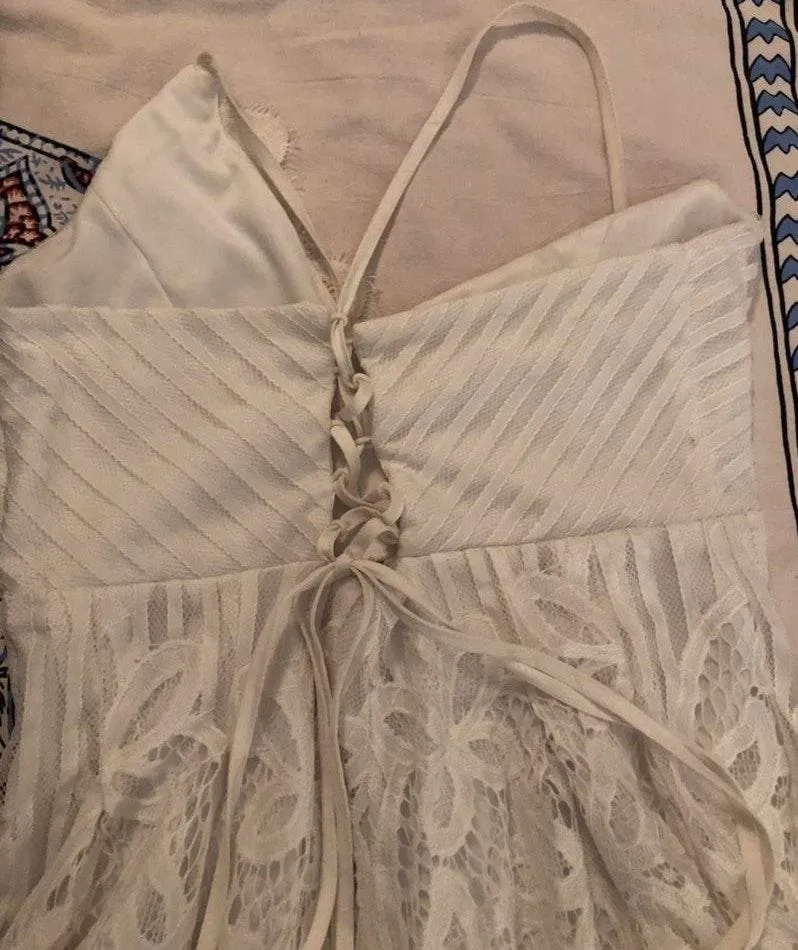 Solaris White Lace Romper - Image 4