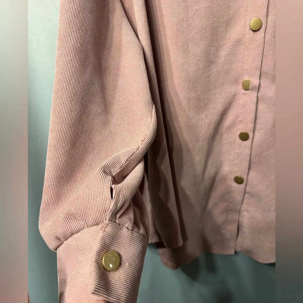 SHEIN Curve 2XL Pink corduroy with gold buttons button up also a perfect shacket - Image 7