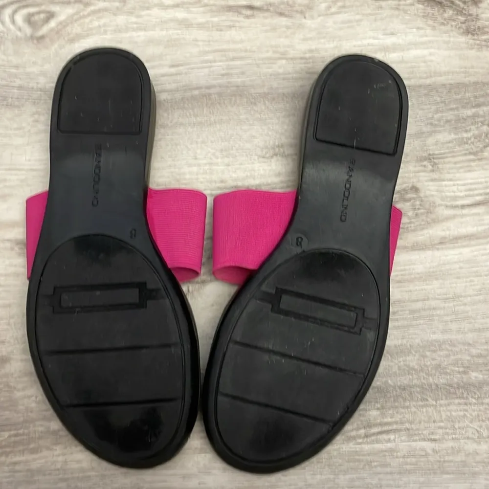 Pot Pink Sandals / Flip Flop Style with Diamond Stud Charm Size 8 - Image 11