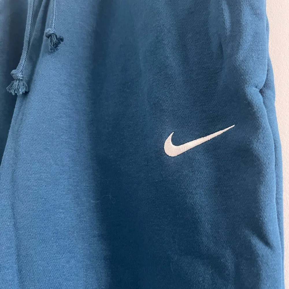 Nike Blue Sweatpants with Elastic Cuffs - Image 2