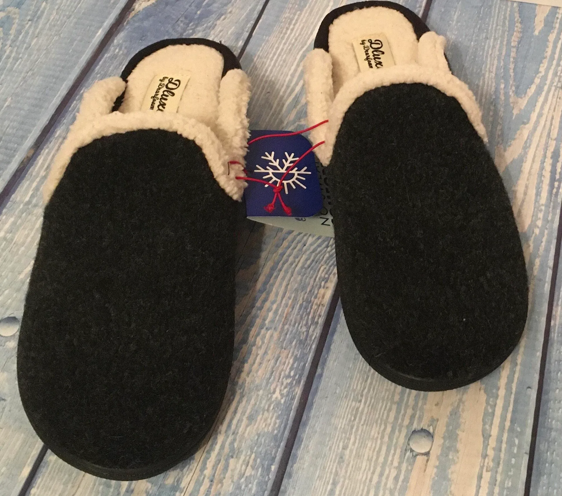 Dearfoams  Slippers, Size 9/10 - Image 4