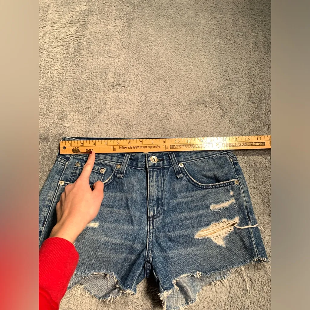 Rag and Bone  cate mid-rise short quartz distressed shorts 25 - Image 11
