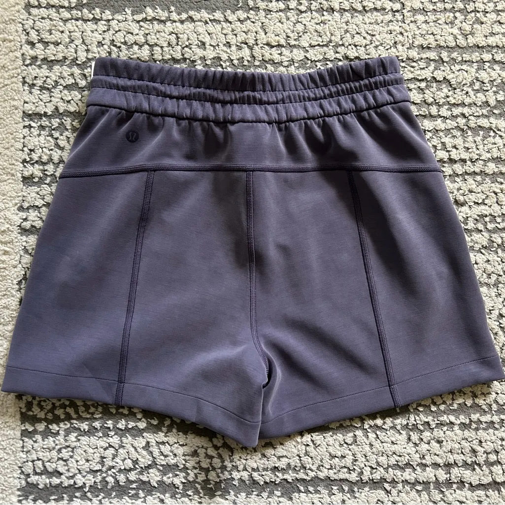 Lululemon  Softstream Shorts Size 4 - Image 2