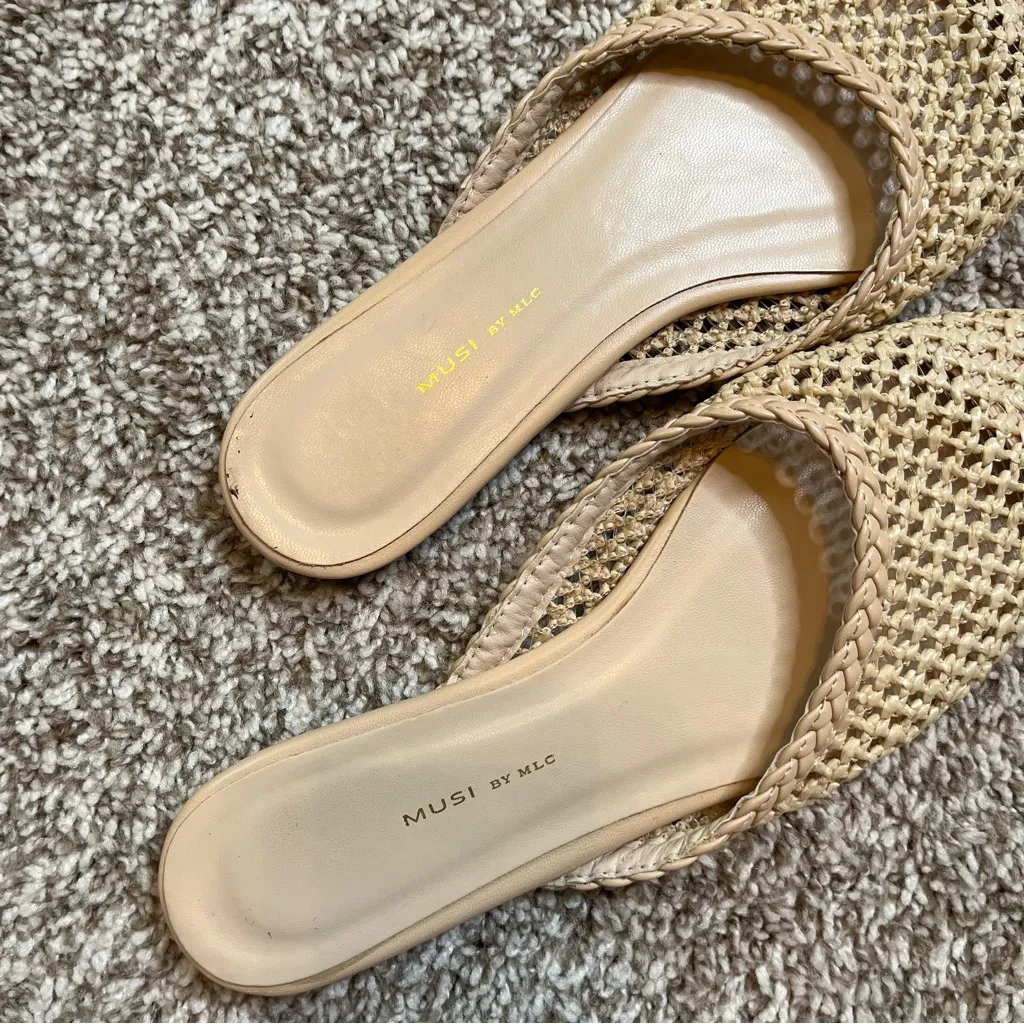 Musi By MLC Woven Pointed Beige Mules Size 8 - Image 2