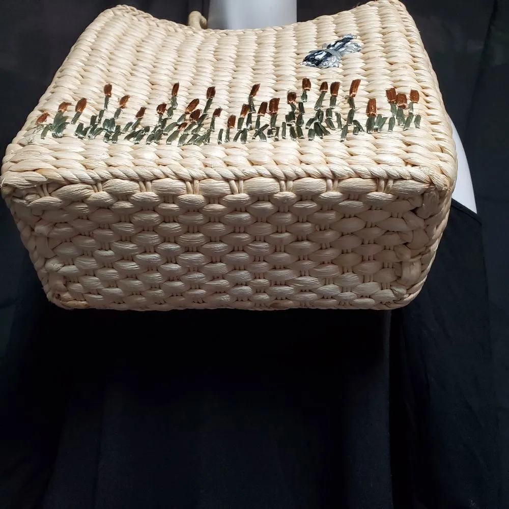 Woven Basket Bag with Butterfly & Cattails Design Green - Image 2
